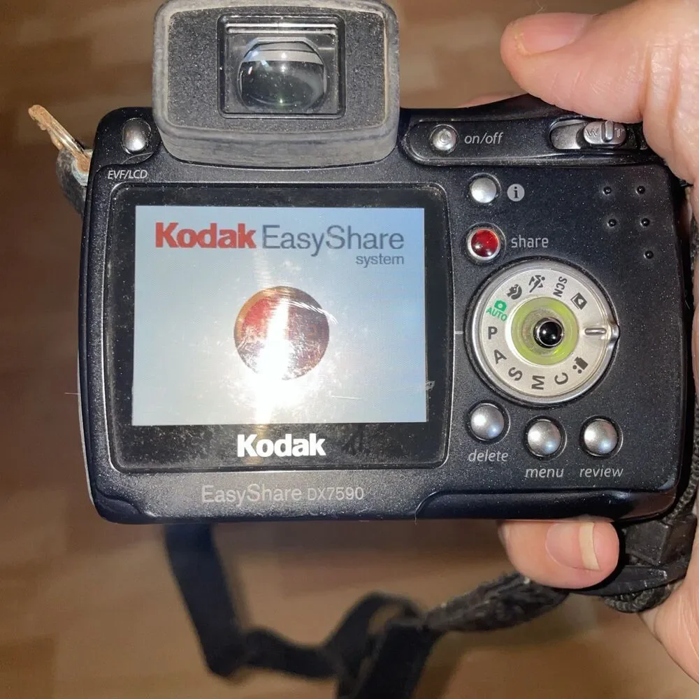 Kodak EasyShare DX7590 5MP Digital Camera 10x Zoom Tested Works w/Battery & AC